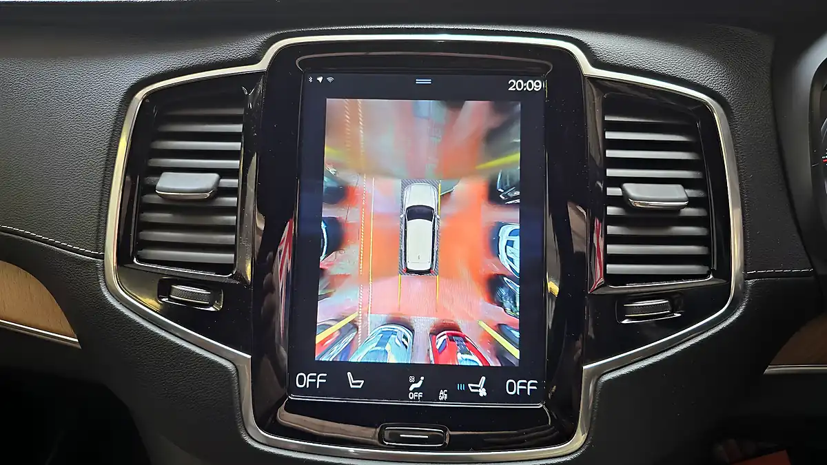 Used 2018 Volvo XC90 Excellence Grey - Interior and Exterior details 4