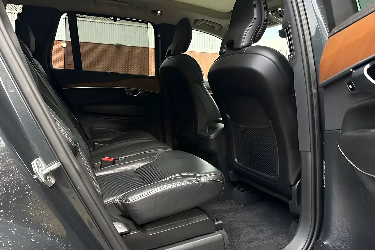 Used 2018 Volvo Xc90 Inscription Pro Grey - Interior and Exterior details 10