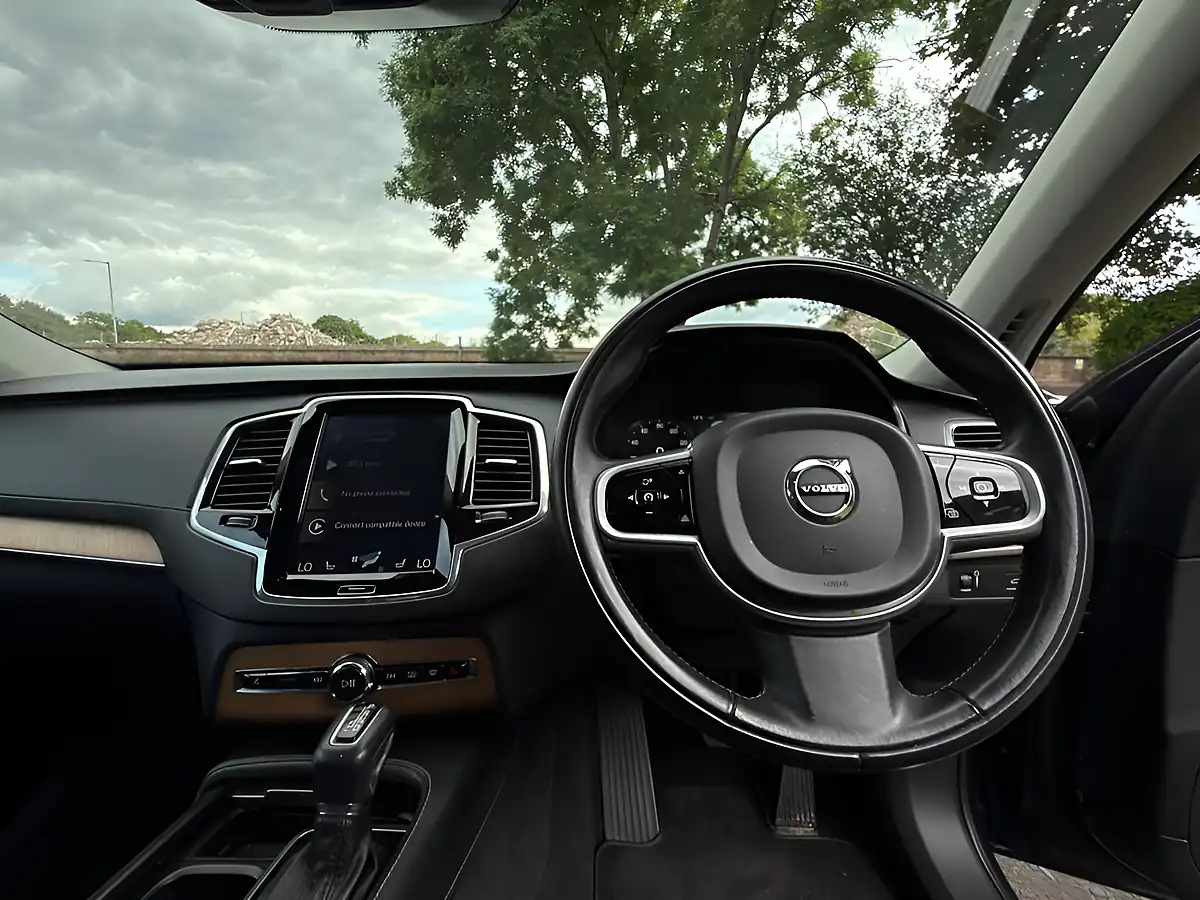 Used 2018 Volvo Xc90 Inscription Pro Grey - Interior and Exterior details 17