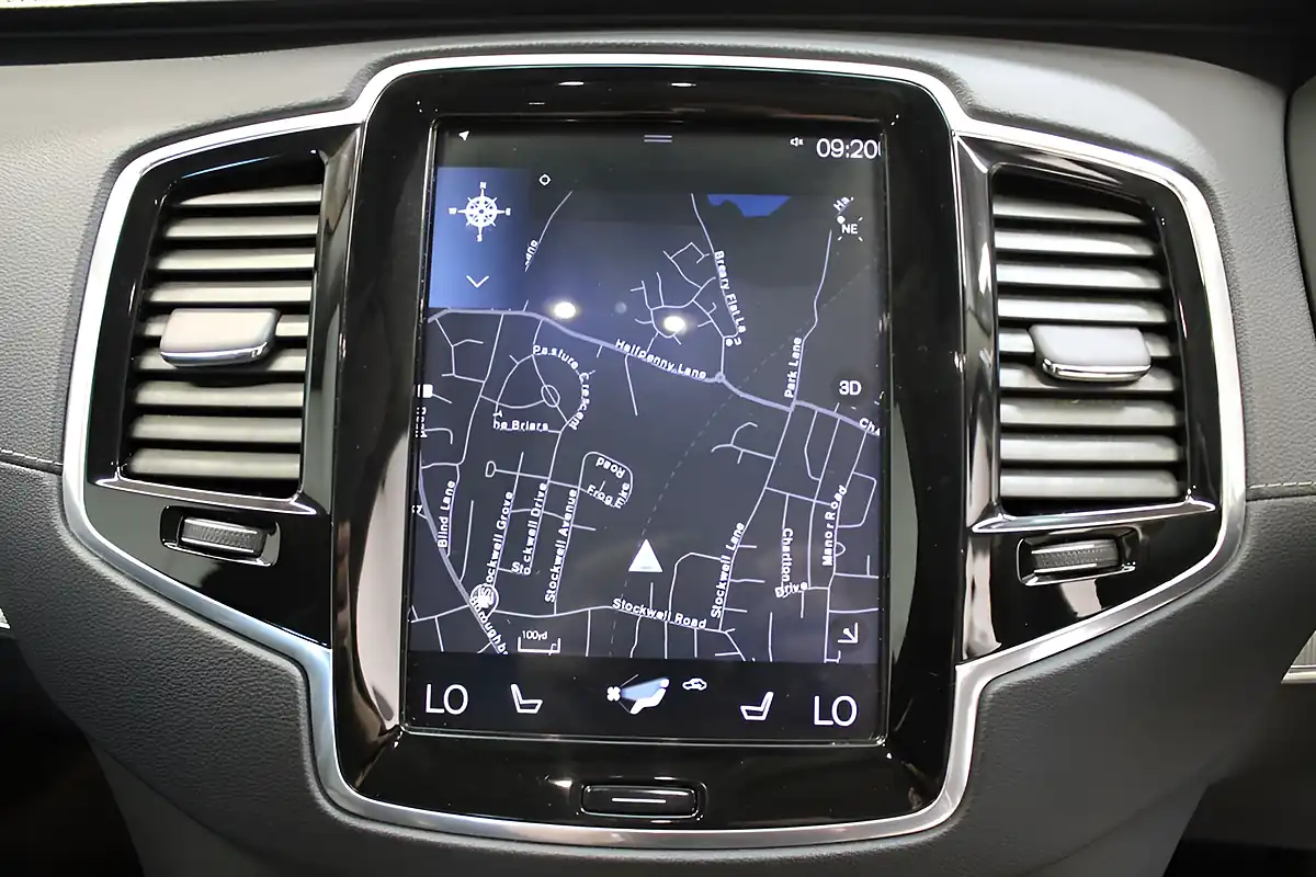 Used 2018 Volvo XC90 Inscription Silver - Interior and Exterior details 20