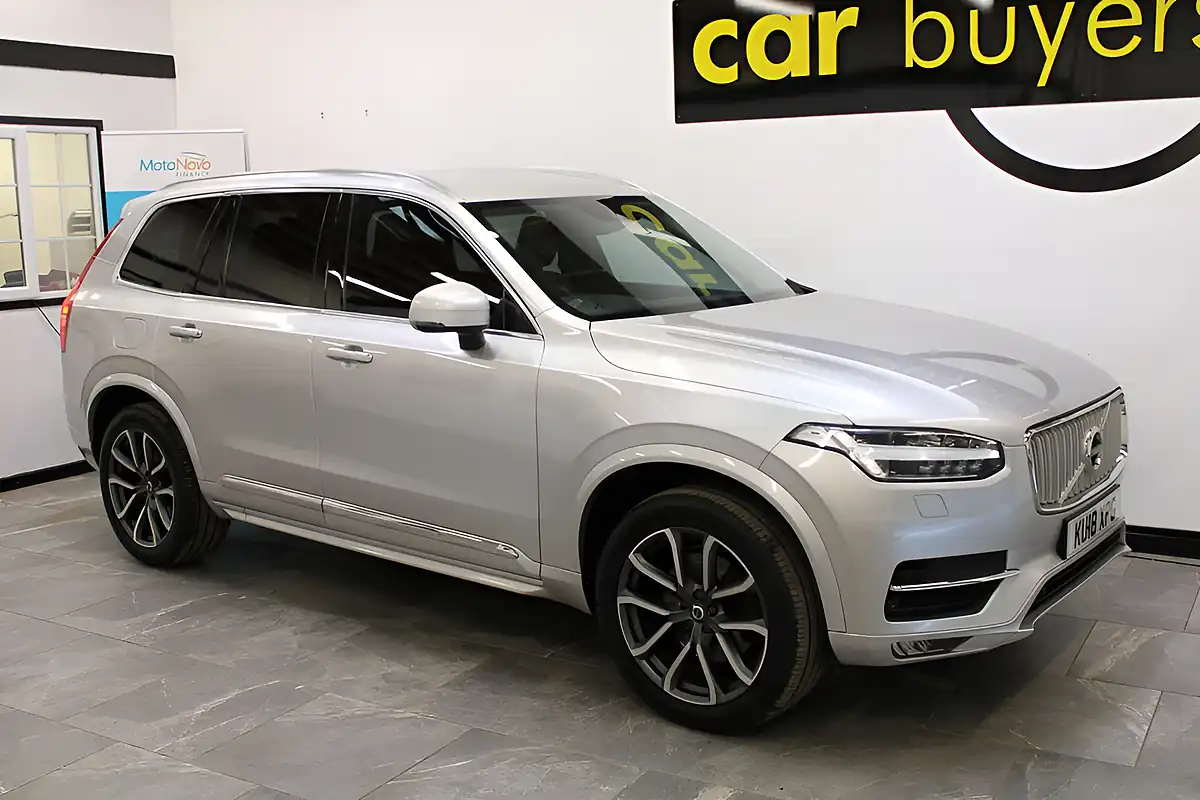 Used 2018 Volvo XC90 Inscription Silver - Interior and Exterior details 5