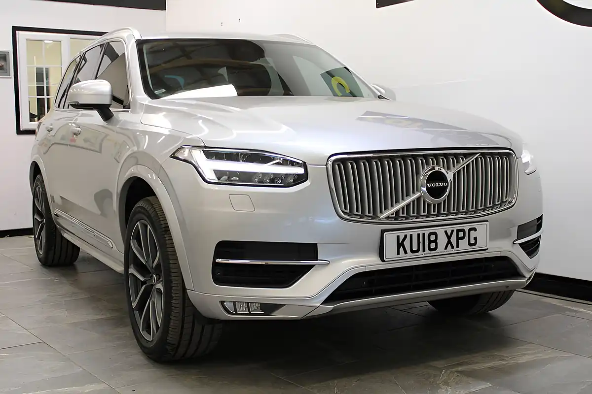 Used 2018 Volvo XC90 Inscription Silver - Interior and Exterior details 7