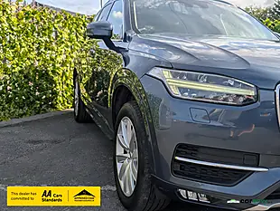 Used 2018 Volvo XC90 Momentum Denim Blue - Interior and Exterior details 3