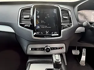 Used 2018 Volvo Xc90 R-Design Grey - Interior and Exterior details 10