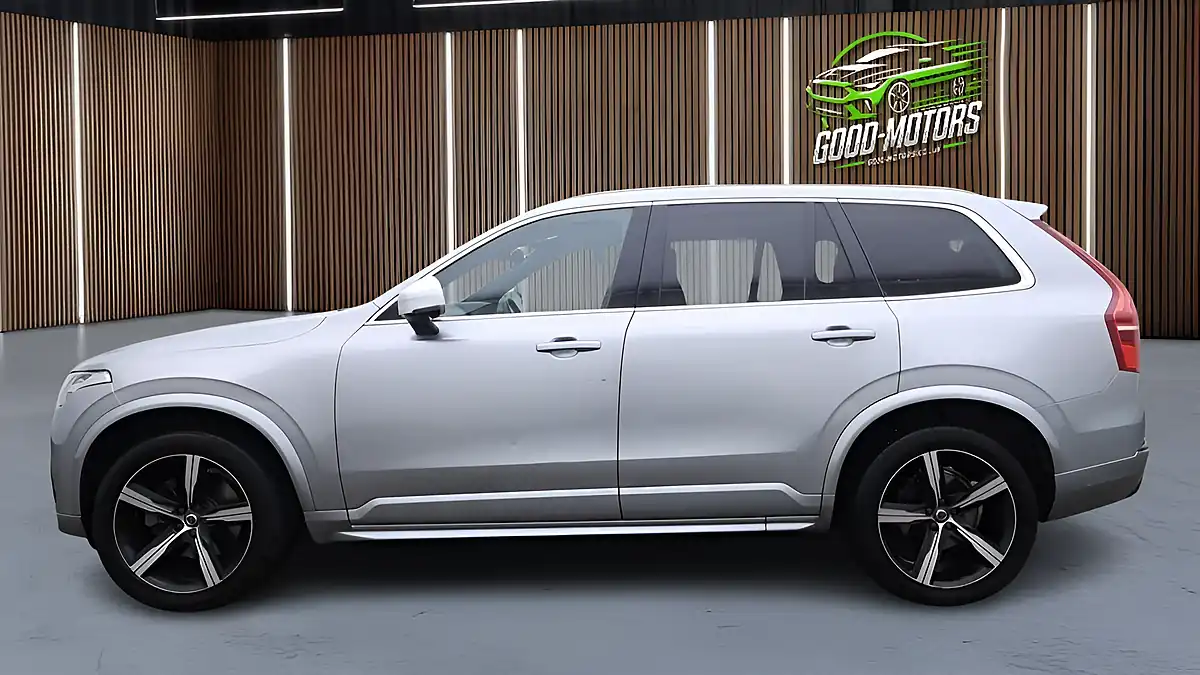 Used 2018 Volvo XC90 R-Design Silver - Interior and Exterior details 11