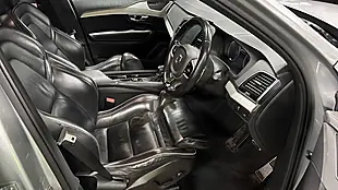Used 2018 Volvo XC90 R-Design Silver - Interior and Exterior details 15