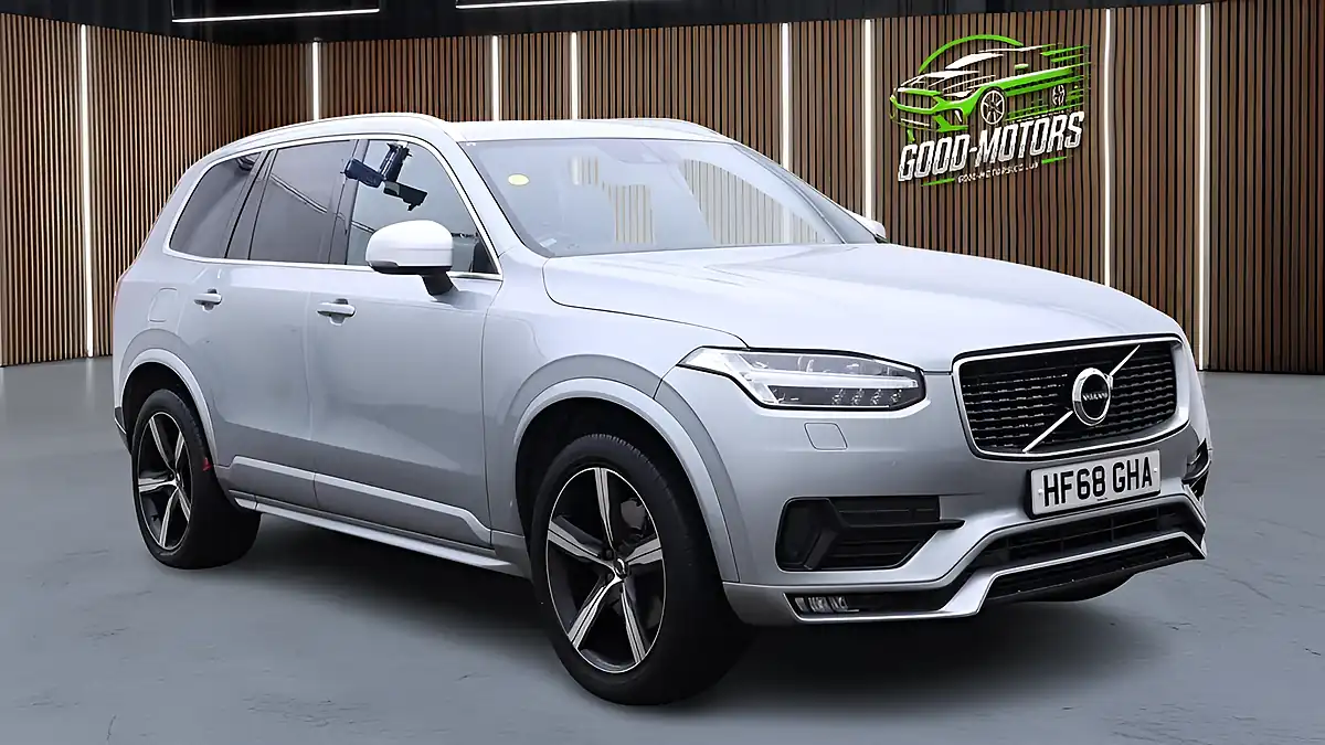 Used 2018 Volvo XC90 R-Design Silver - Interior and Exterior details 3