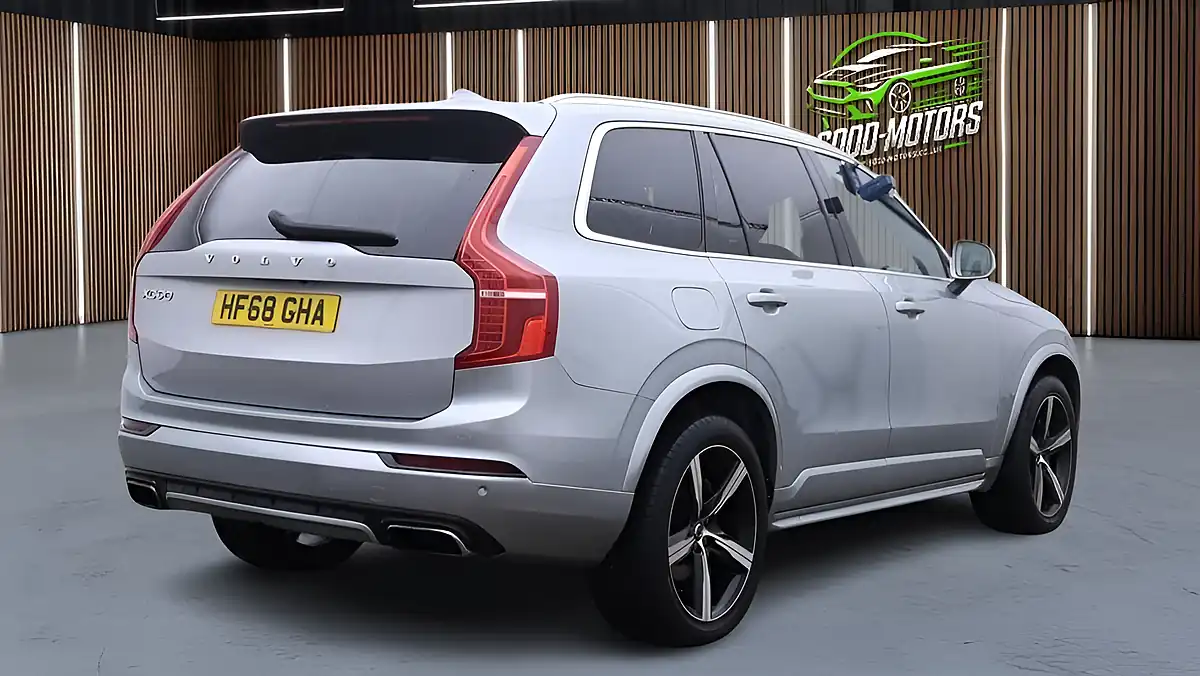 Used 2018 Volvo XC90 R-Design Silver - Interior and Exterior details 7