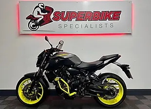 Used 2018 Yamaha MT-07 Abs Hyper-Naked Grey - Interior and Exterior details 11