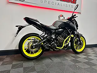 Used 2018 Yamaha MT-07 Abs Hyper-Naked Grey - Interior and Exterior details 5