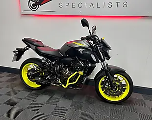 Used 2018 Yamaha MT-07 Abs Hyper-Naked Grey - Interior and Exterior details 6