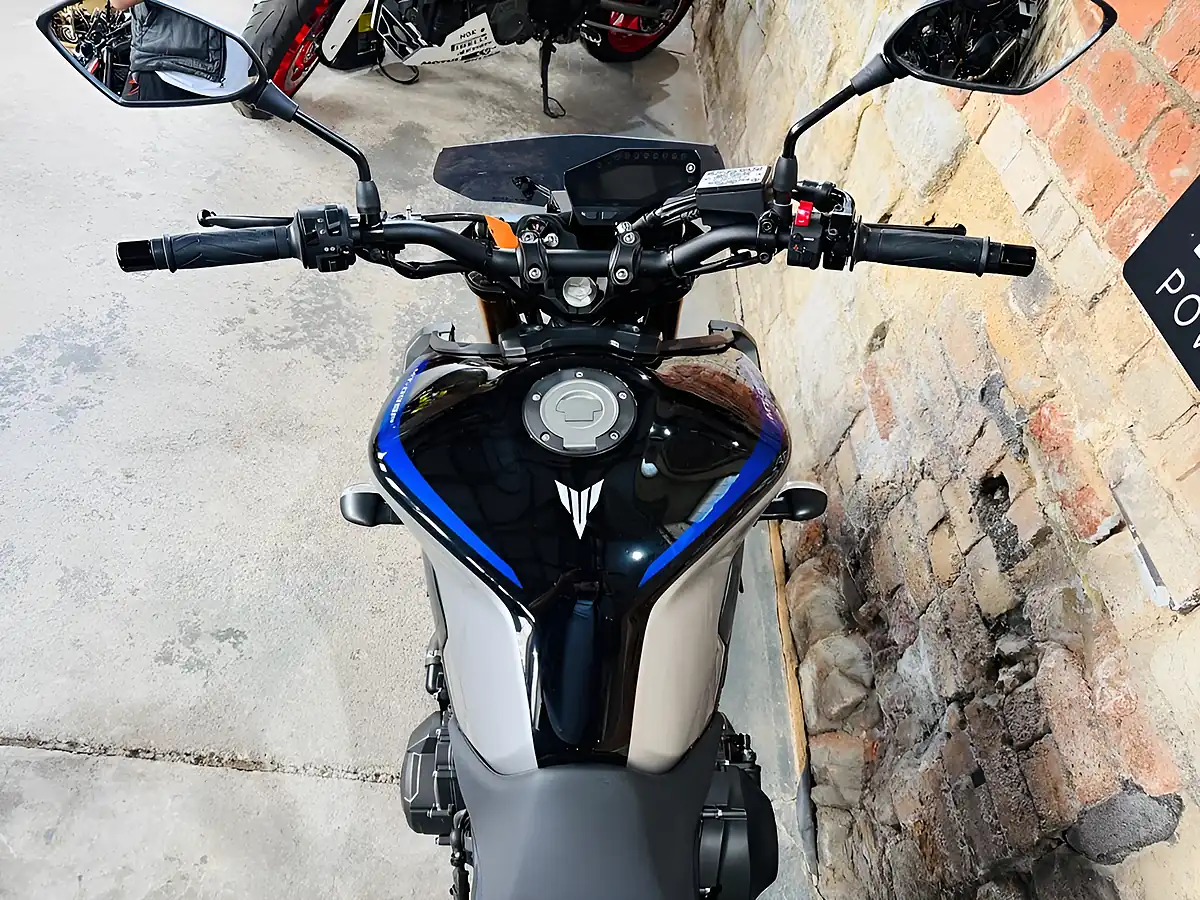 Used 2018 Yamaha MT-09 Sp Black - Interior and Exterior details 20