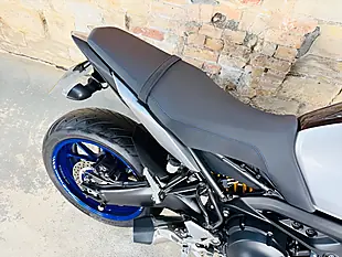 Used 2018 Yamaha MT-09 Sp Black - Interior and Exterior details 9