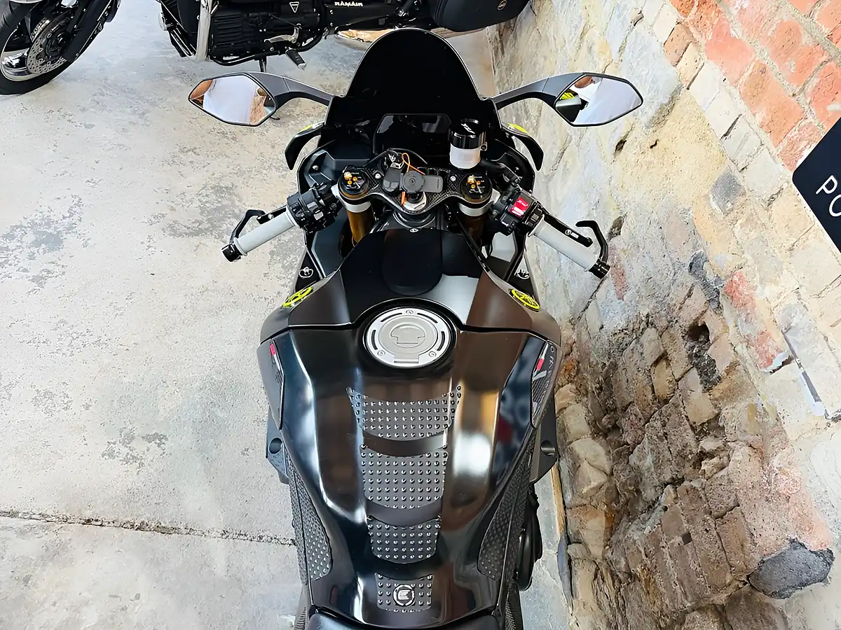Used 2018 Yamaha R1 Stealth Black - Interior and Exterior details 20