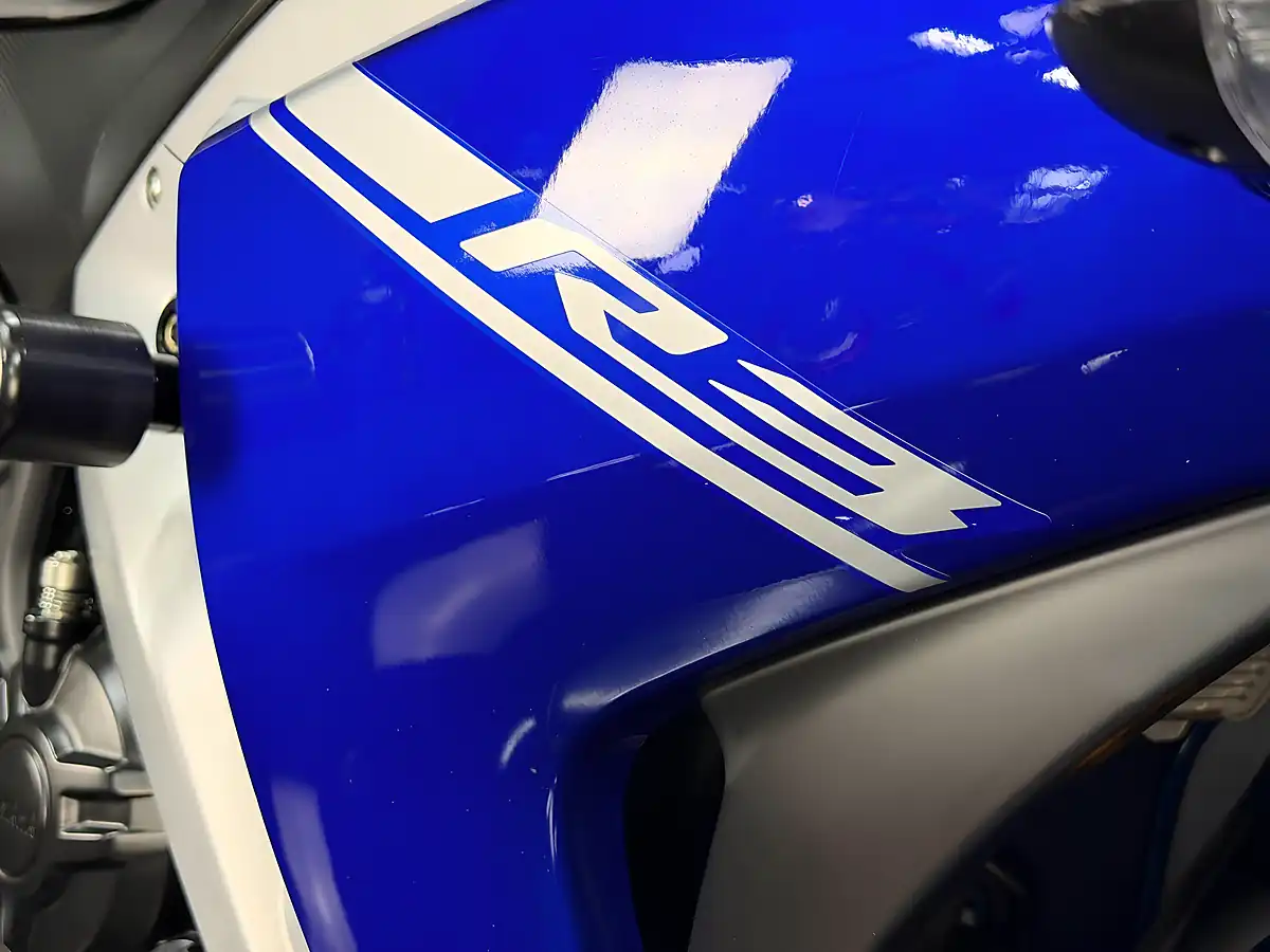 Used 2018 Yamaha R3 Abs Blue - Interior and Exterior details 13