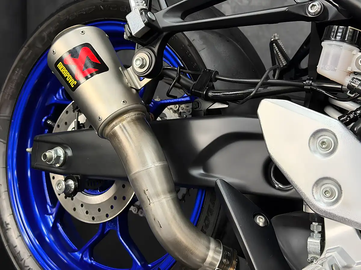 Used 2018 Yamaha R3 Abs Blue - Interior and Exterior details 18