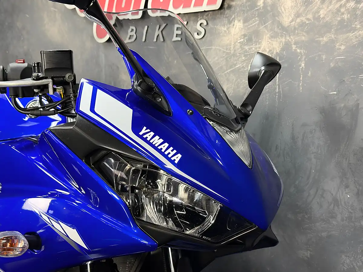 Used 2018 Yamaha R3 Abs Blue - Interior and Exterior details 8