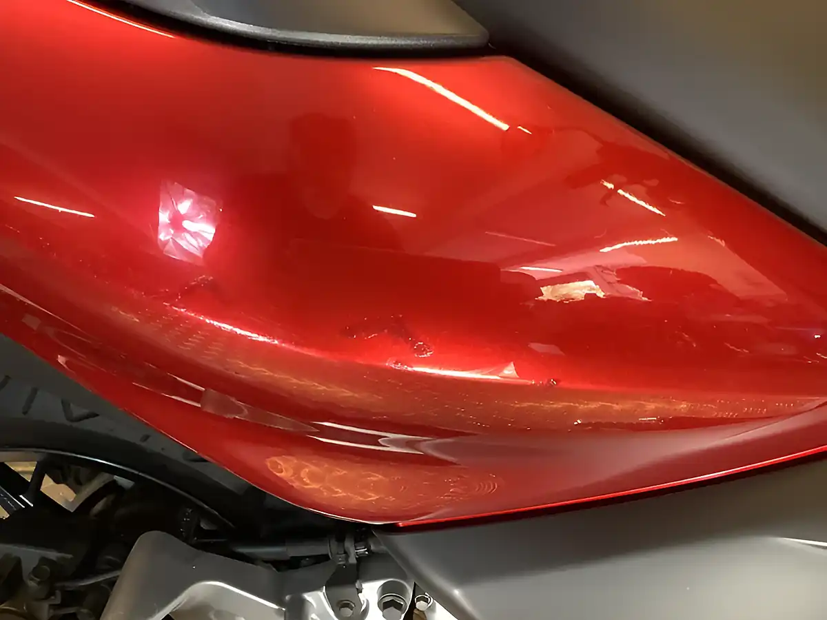 Used 2018 Yamaha X-Max Red - Interior and Exterior details 13