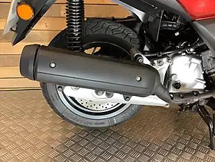 Used 2018 Yamaha X-Max Red - Interior and Exterior details 18