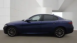 Used 2019 Alfa Romeo Giulia Super Montecarlo Blue - Interior and Exterior details 7