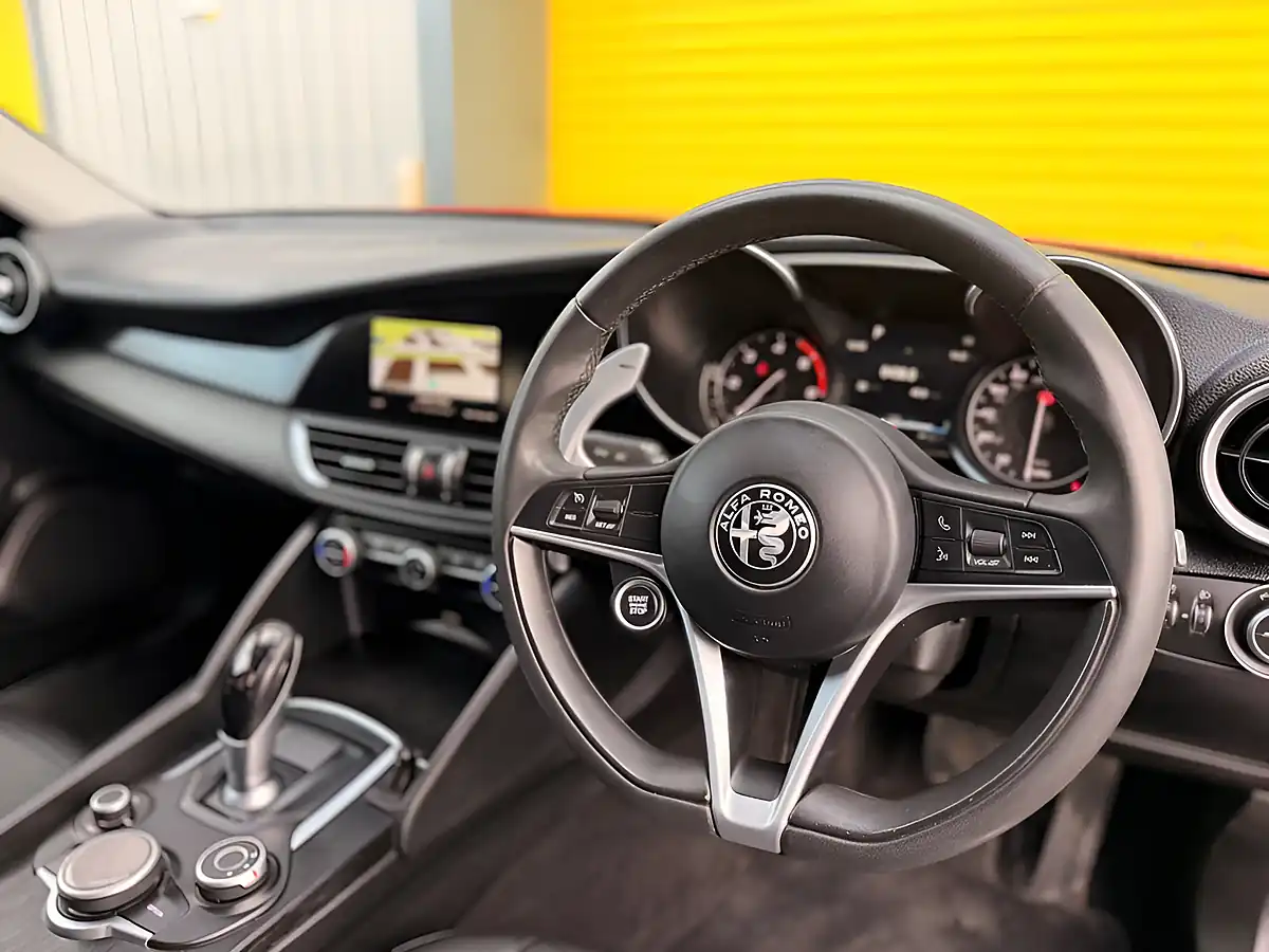 Used 2019 Alfa Romeo Giulia Super Red - Interior and Exterior details 2