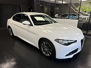 Used 2019 Alfa Romeo Giulia Super White - Interior and Exterior details 11