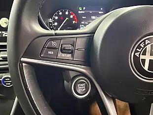 Used 2019 Alfa Romeo Giulia Super White - Interior and Exterior details 14