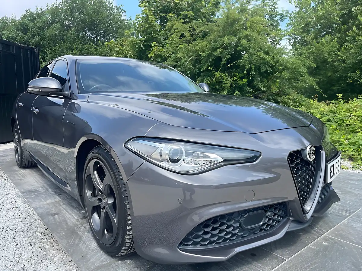 Used 2019 Alfa Romeo Giulia Veloce Grey - Interior and Exterior details 10