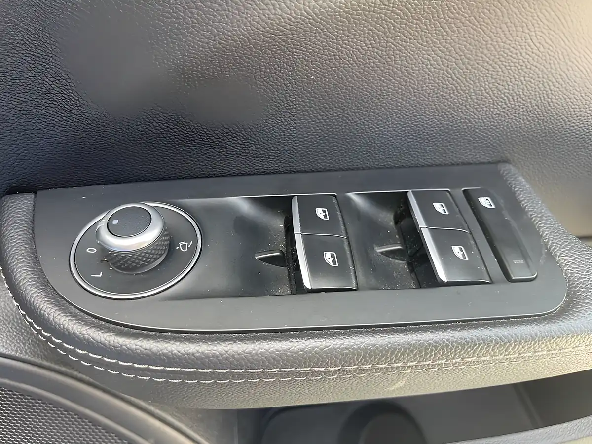 Used 2019 Alfa Romeo Giulia Veloce Grey - Interior and Exterior details 16