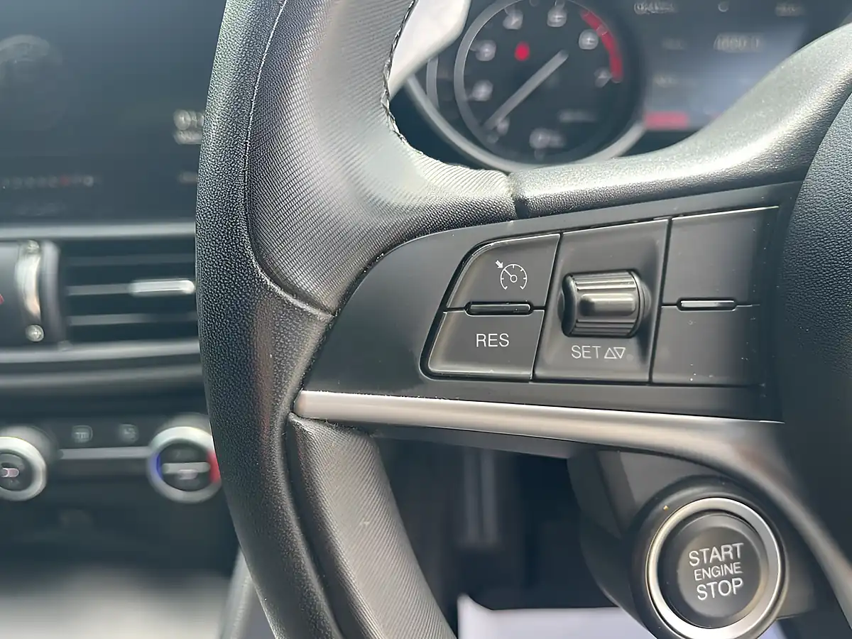 Used 2019 Alfa Romeo Giulia Veloce Grey - Interior and Exterior details 8