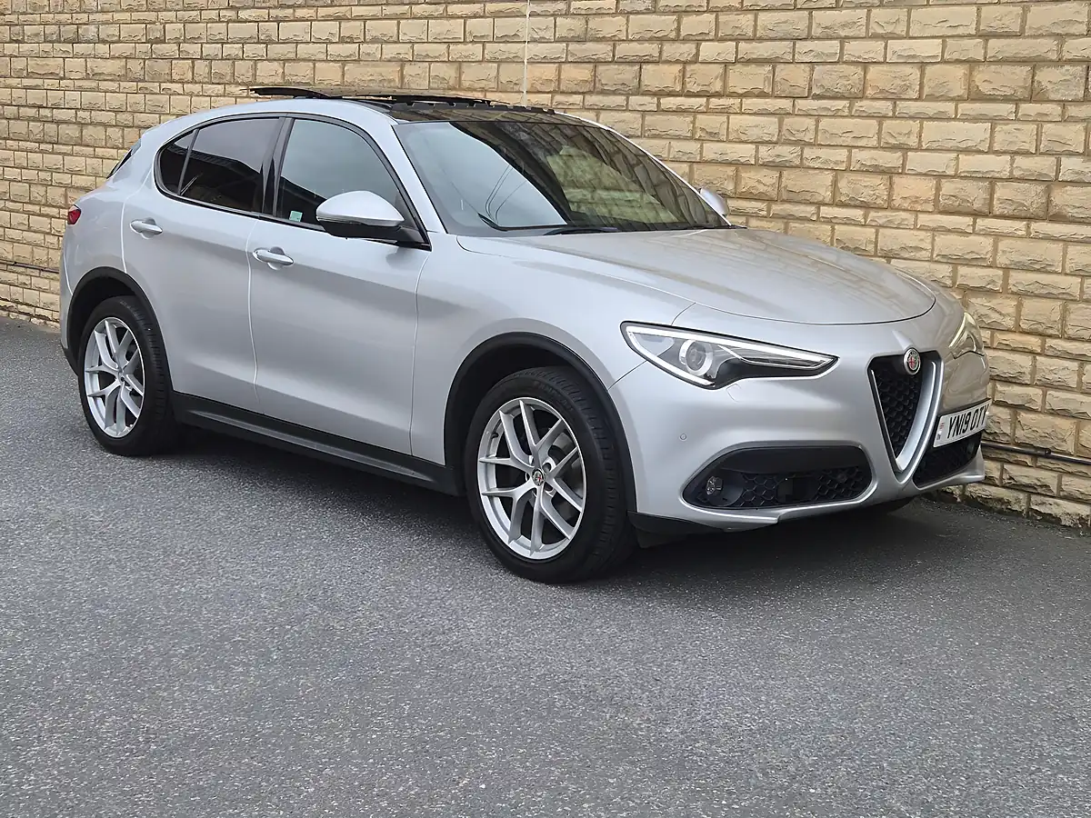 Used 2019 Alfa Romeo Stelvio Milano Edizione Grey - Interior and Exterior details 10