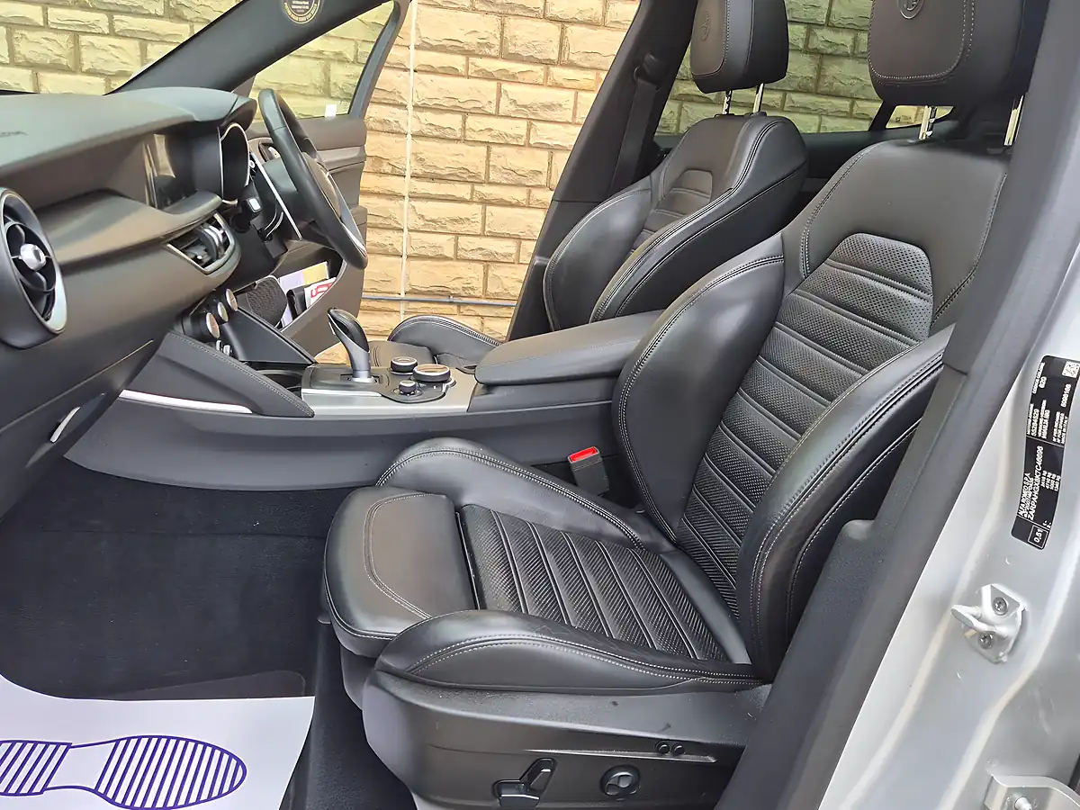 Used 2019 Alfa Romeo Stelvio Milano Edizione Grey - Interior and Exterior details 14