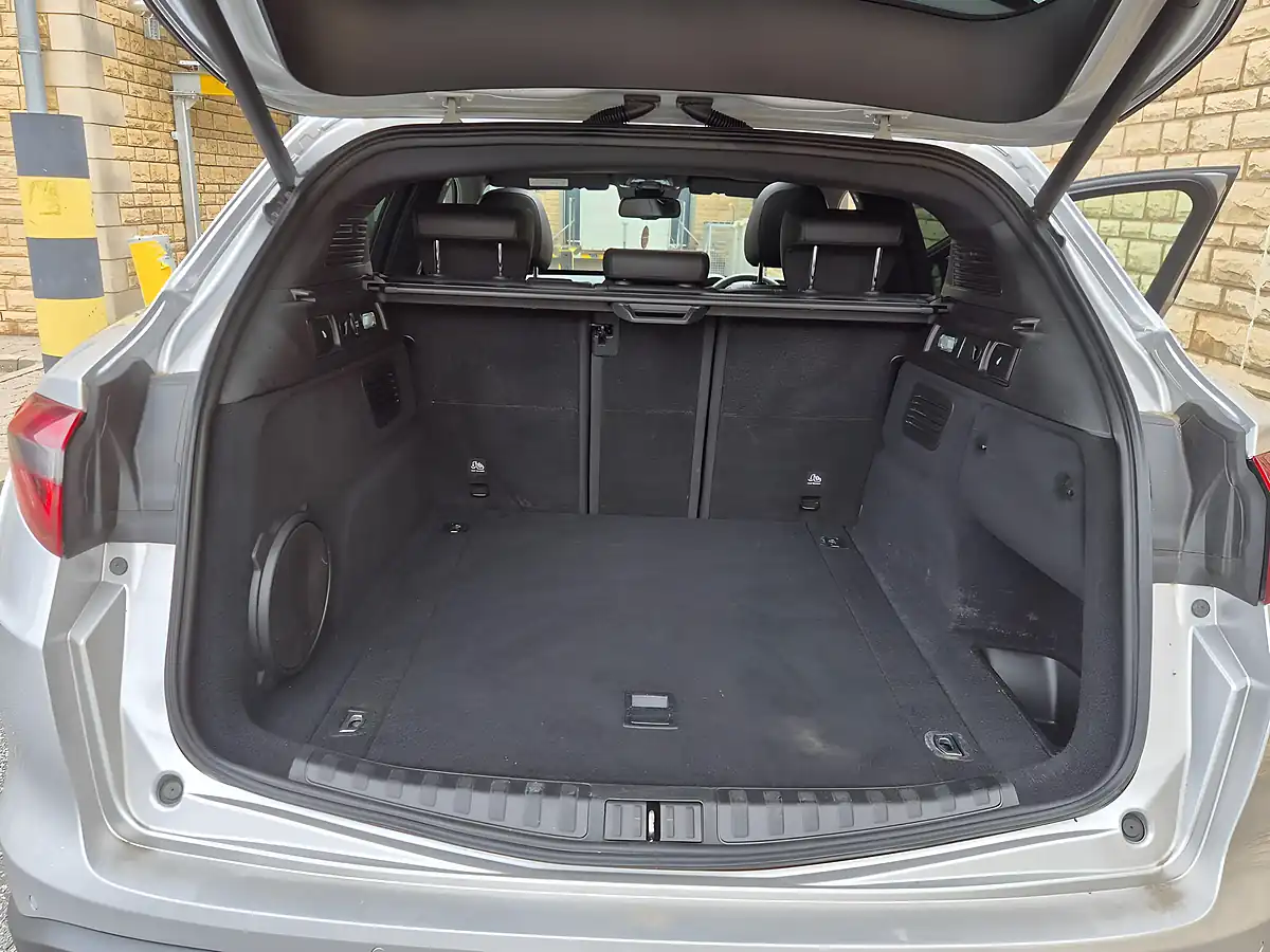 Used 2019 Alfa Romeo Stelvio Milano Edizione Grey - Interior and Exterior details 17