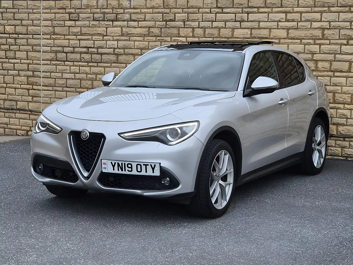 Used 2019 Alfa Romeo Stelvio Milano Edizione Grey - Interior and Exterior details 5