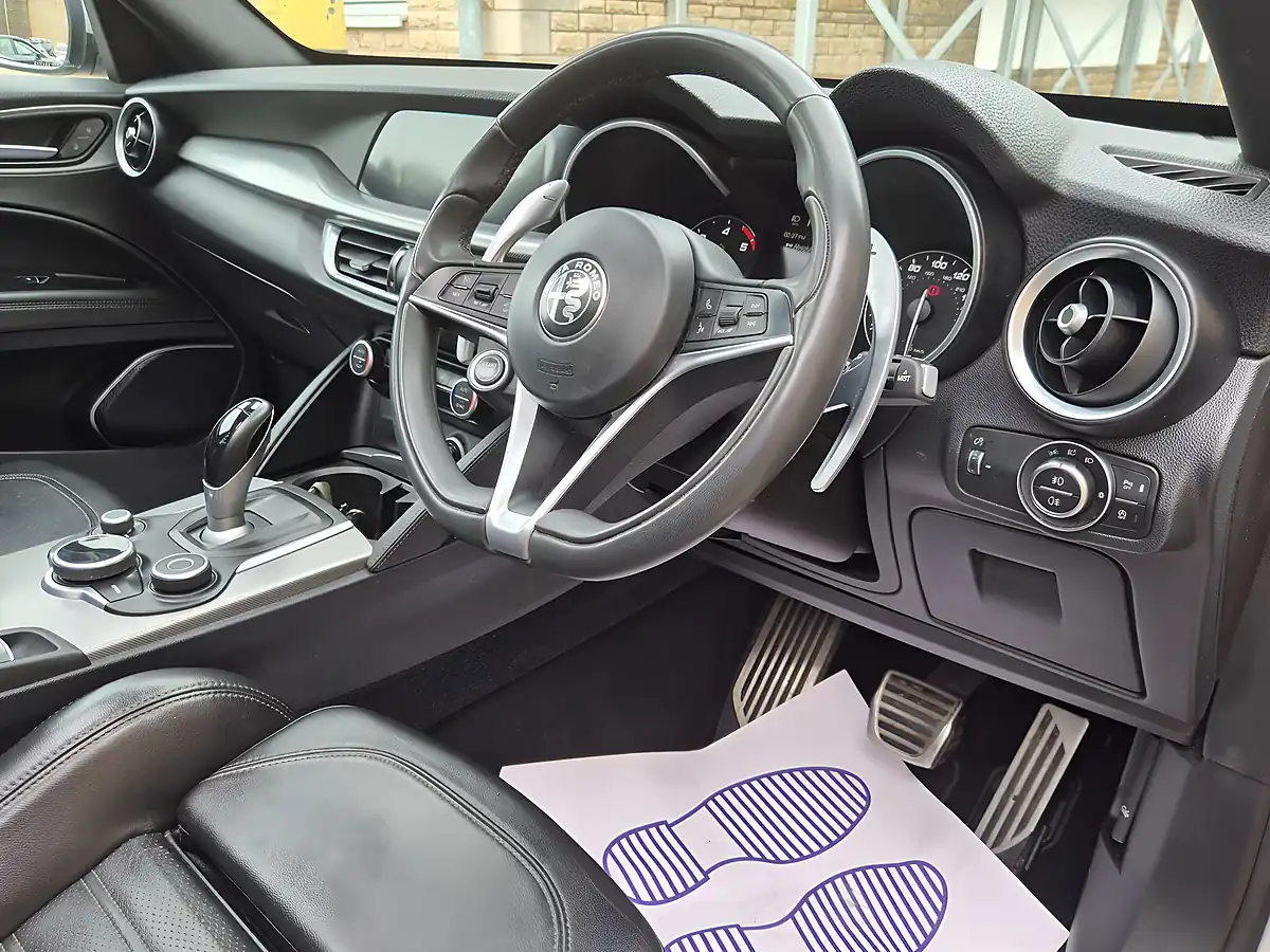 Used 2019 Alfa Romeo Stelvio Milano Edizione Grey - Interior and Exterior details 6