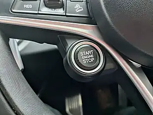 Used 2019 Alfa Romeo Stelvio Super Silverstone Grey - Interior and Exterior details 18