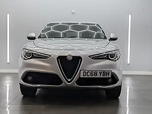 Used 2019 Alfa Romeo Stelvio Super Silverstone Grey - Interior and Exterior details 2