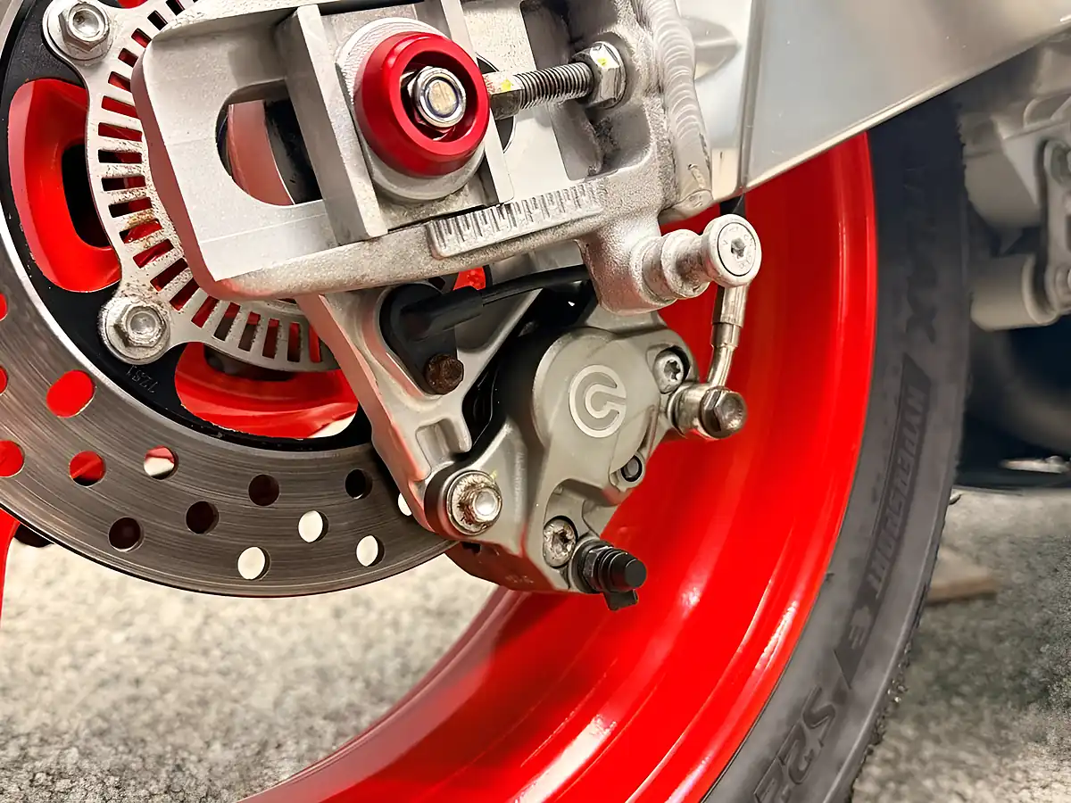 Used 2019 Aprilia RSV4 Rr Super Sports Grey - Interior and Exterior details 14
