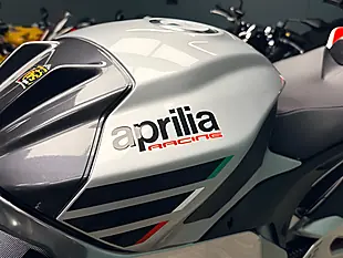 Used 2019 Aprilia RSV4 Rr Super Sports Grey - Interior and Exterior details 17