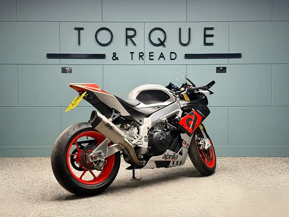 Used 2019 Aprilia RSV4 Rr Super Sports Grey - Interior and Exterior details 3