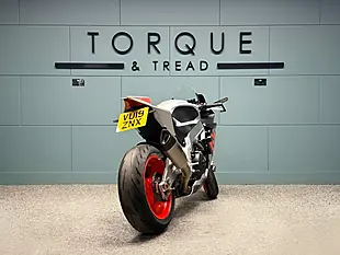 Used 2019 Aprilia RSV4 Rr Super Sports Grey - Interior and Exterior details 4