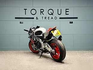 Used 2019 Aprilia RSV4 Rr Super Sports Grey - Interior and Exterior details 6