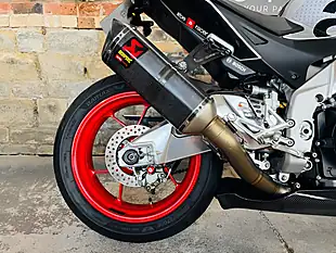 Used 2019 Aprilia Tuono 1100 V4 Factory Grey - Interior and Exterior details 10