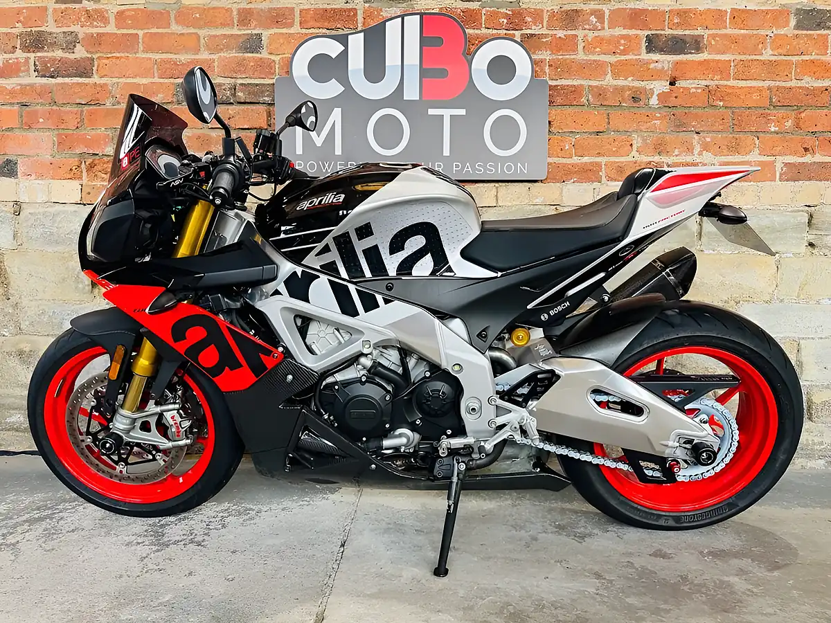 Used 2019 Aprilia Tuono 1100 V4 Factory Grey - Interior and Exterior details 11
