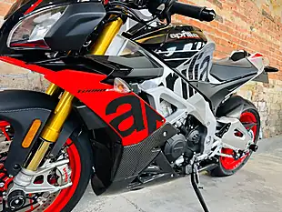 Used 2019 Aprilia Tuono 1100 V4 Factory Grey - Interior and Exterior details 15