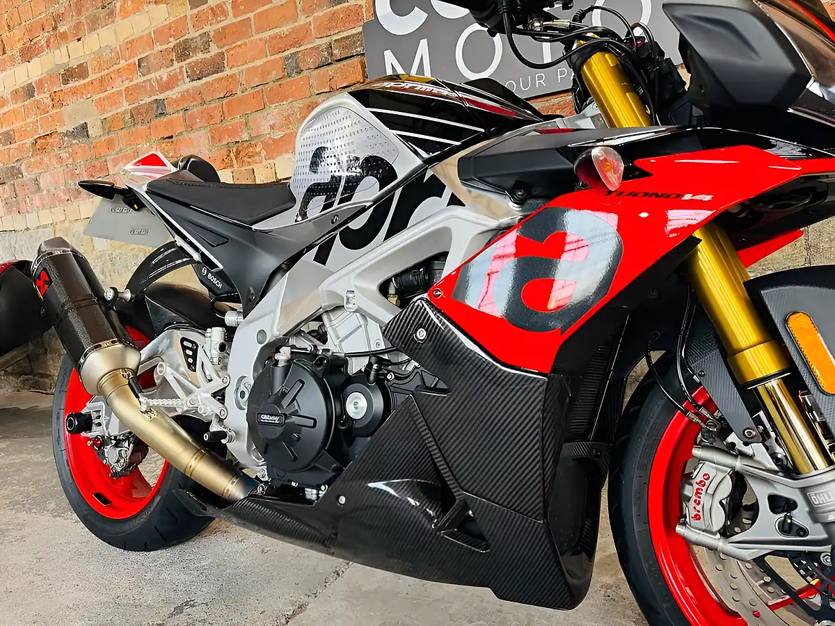 Used 2019 Aprilia Tuono 1100 V4 Factory Grey - Interior and Exterior details 6