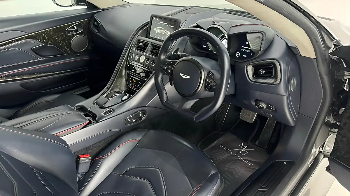 Used 2019 Aston Martin Dbs Superleggera Green - Interior and Exterior details 10