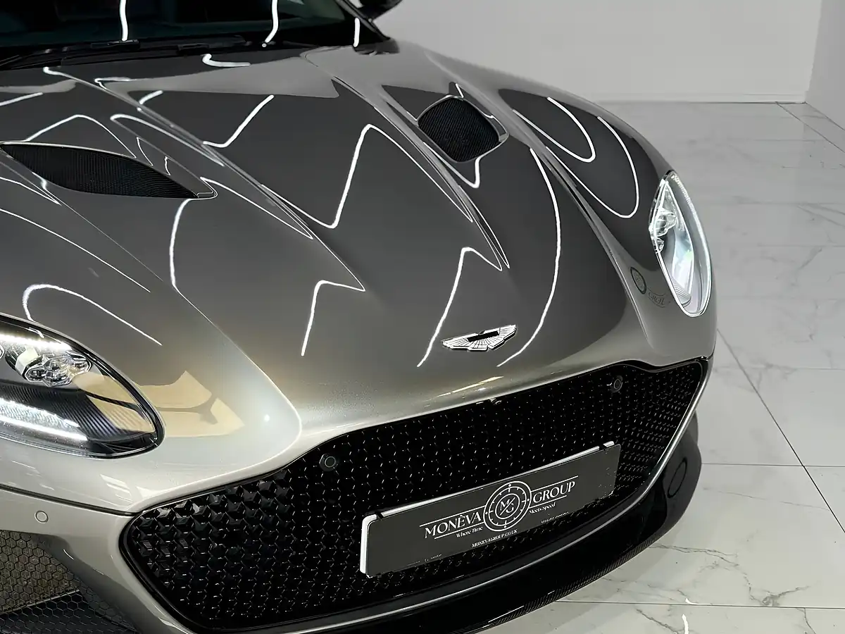 Used 2019 Aston Martin Dbs Superleggera Green - Interior and Exterior details 14