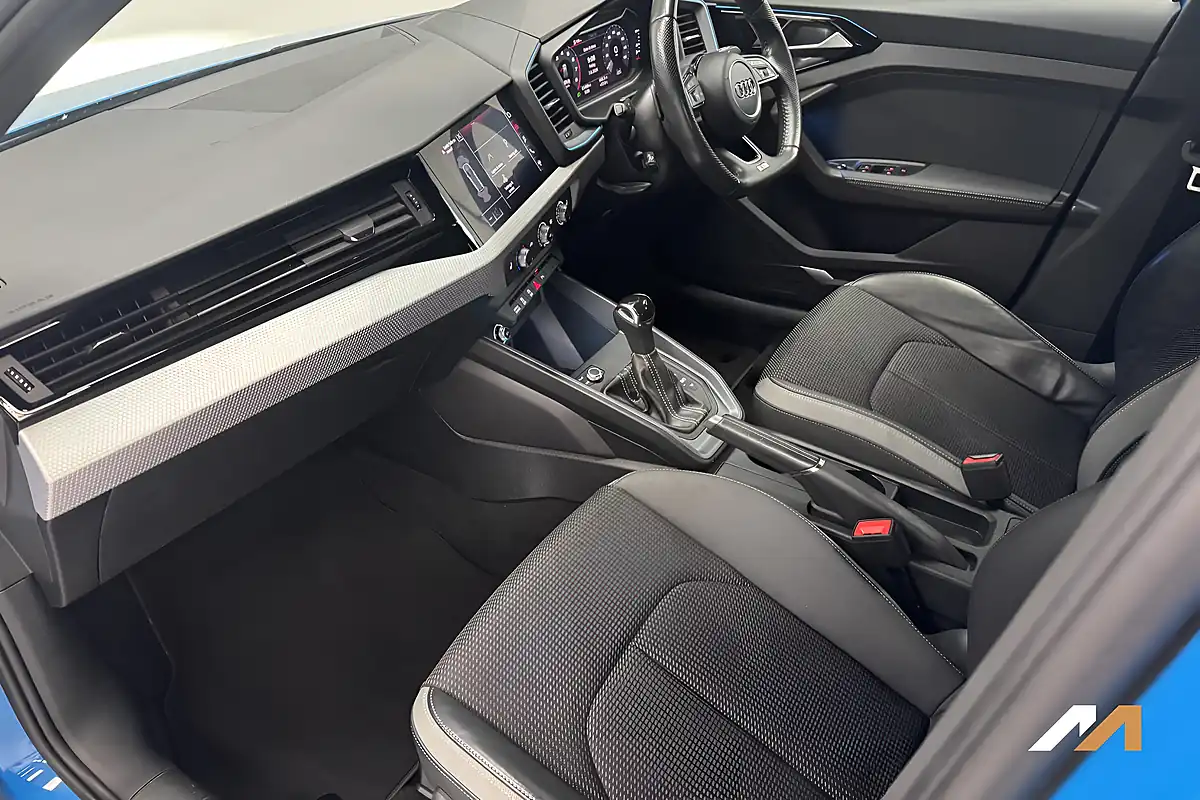 Used 2019 Audi A1 S Line Blue - Interior and Exterior details 3