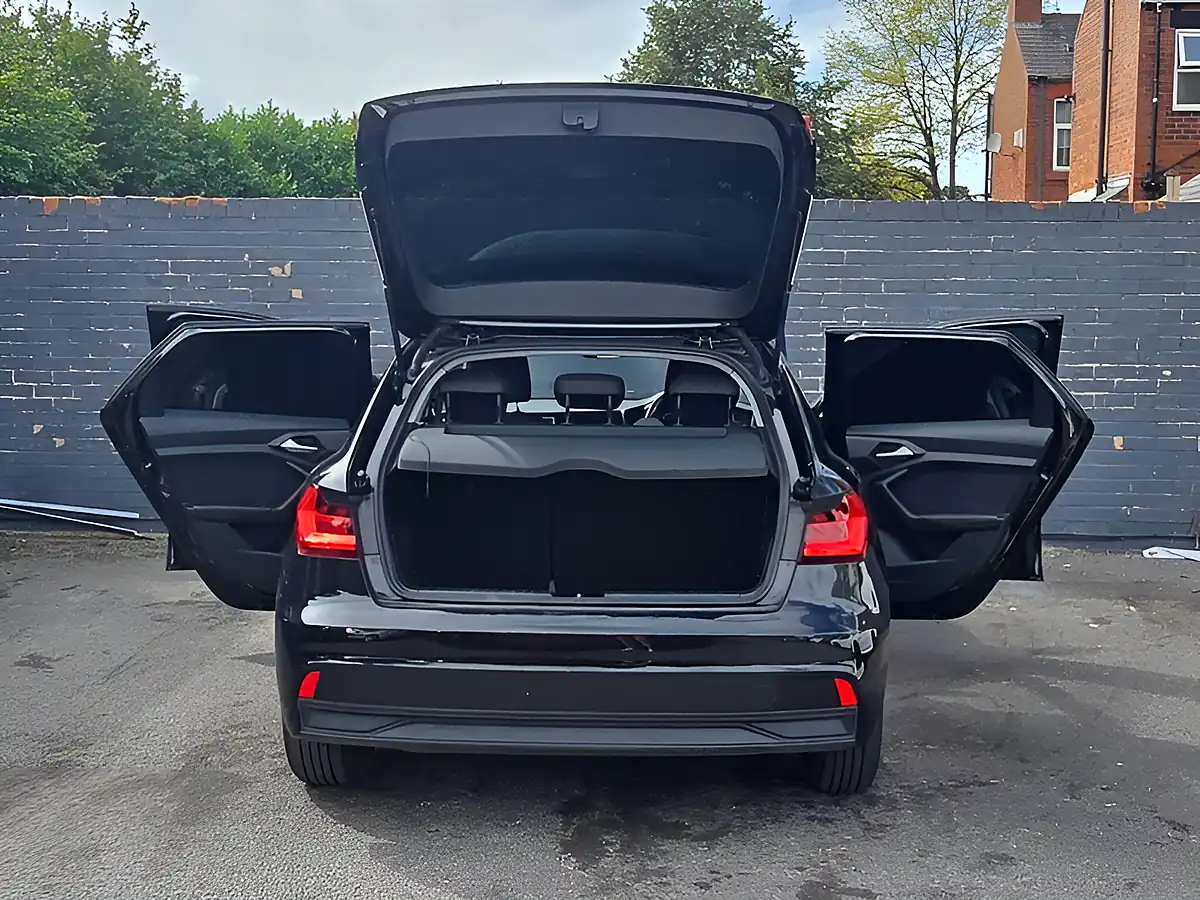 Used 2019 Audi A1 Se Sportback Black - Interior and Exterior details 12